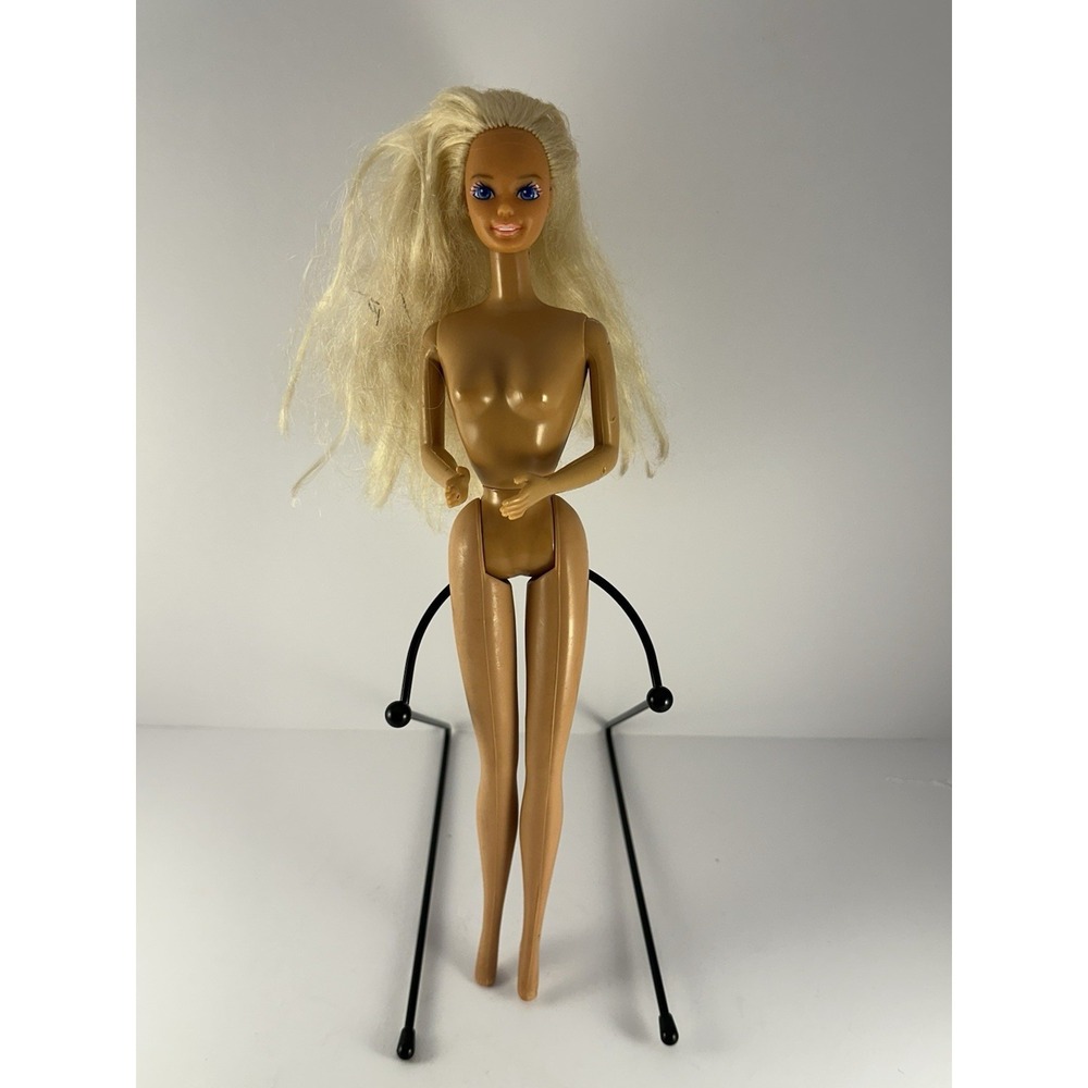 Vintage 1966 Mattel Barbie Doll Blonde Blue Eyes Twist and Turn No Clothes - Picture 2 of 7